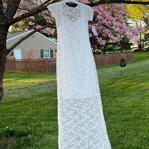 Women’s dress